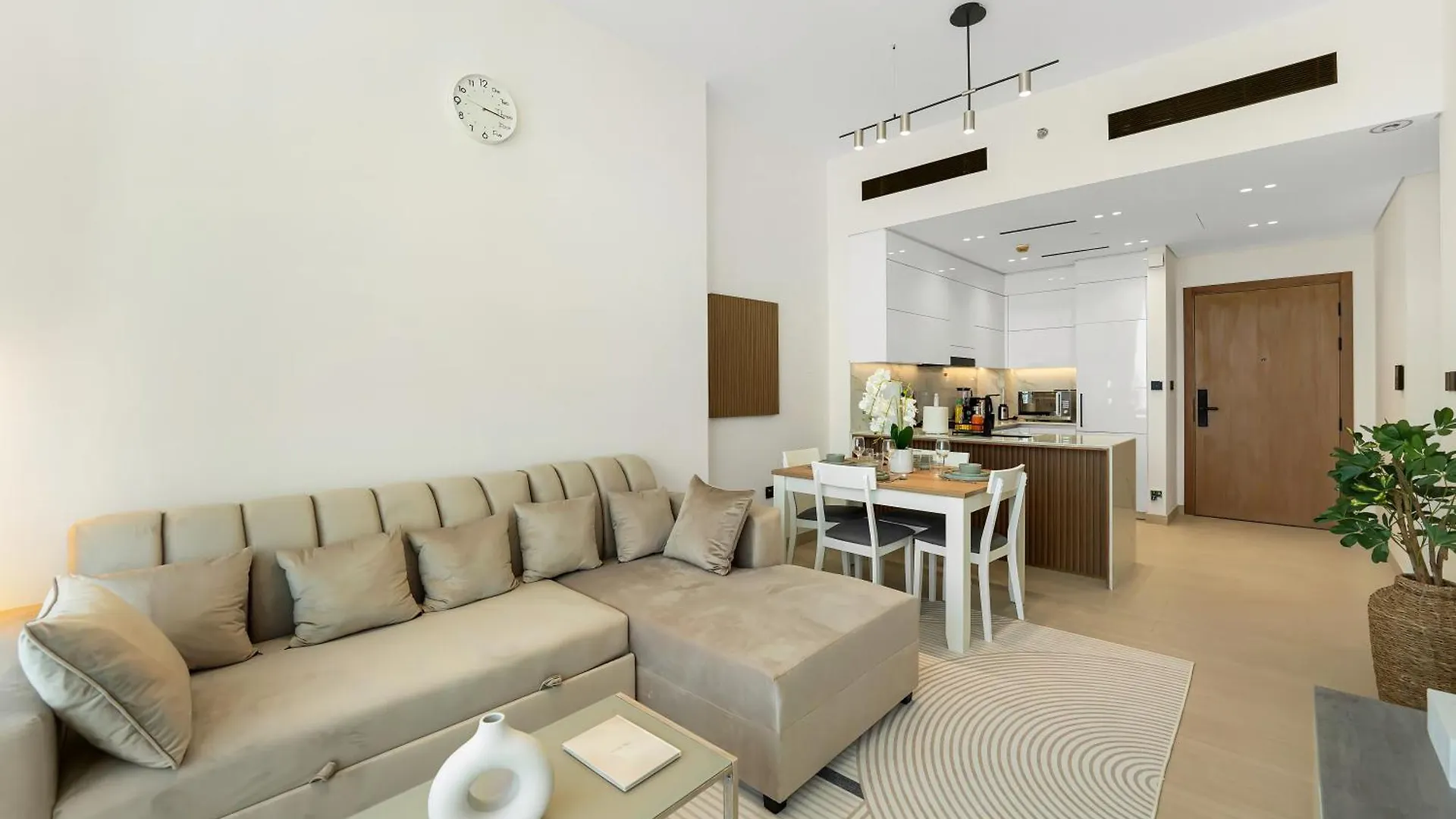 Stunning Brand New1Br Apartment Dubai